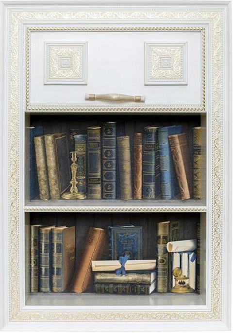 Декорированная рамка для полки с книгами